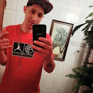 Meet your Posher, Chrystian